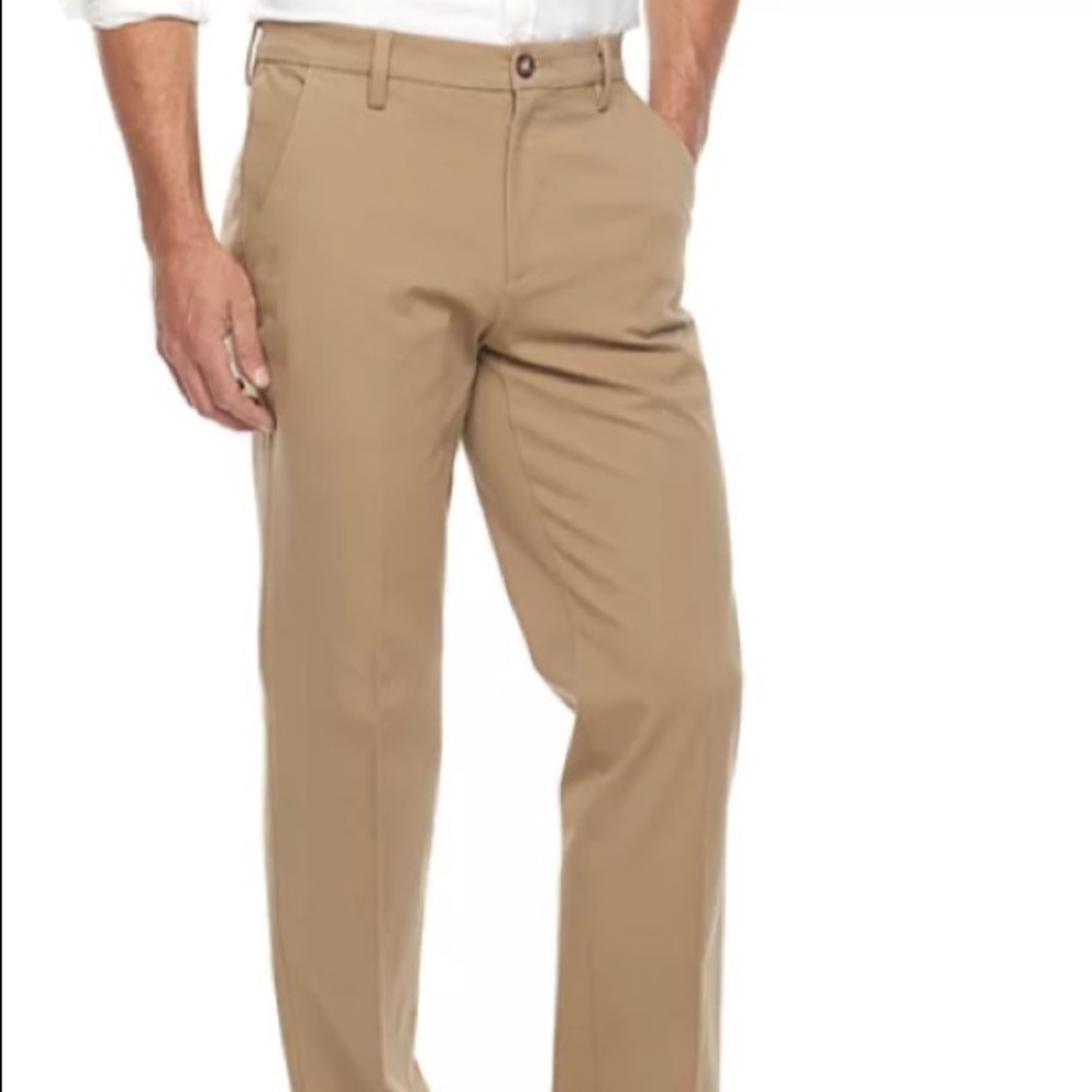 DOCKERS mens khakis! 33/32